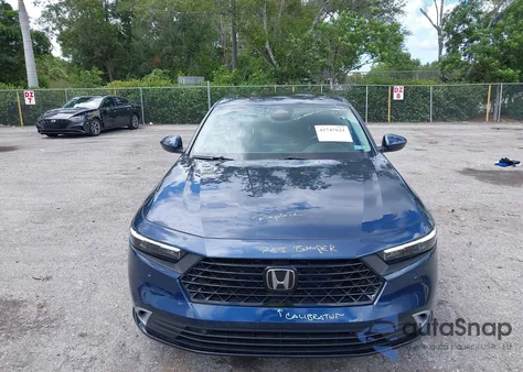 2024 Honda Accord Hybrid Touring из США, поврежденный, VIN 1HGCY2F89RA063380